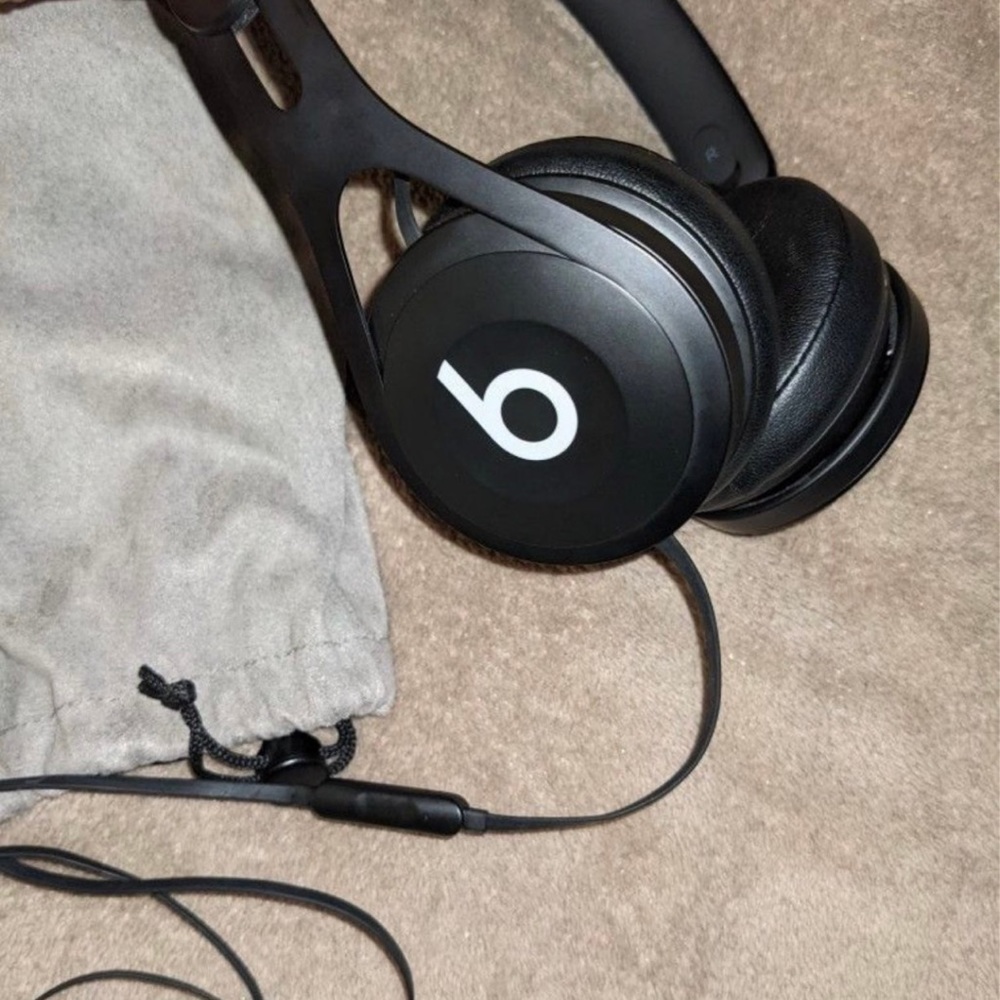 Beats by Dr. Dre Noise-Canceling Over-Ear Headphones